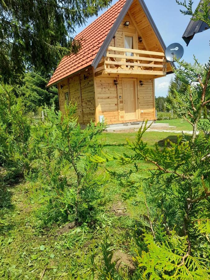 Tisina Tare Villa บายินา บาชตา ภายนอก รูปภาพ